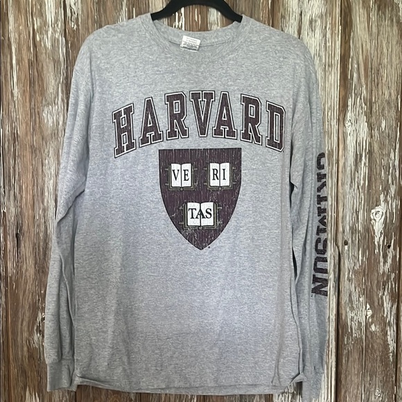 EUC HARVARD LONG SLEEVE T-SHIRT, size medium - Picture 1 of 4